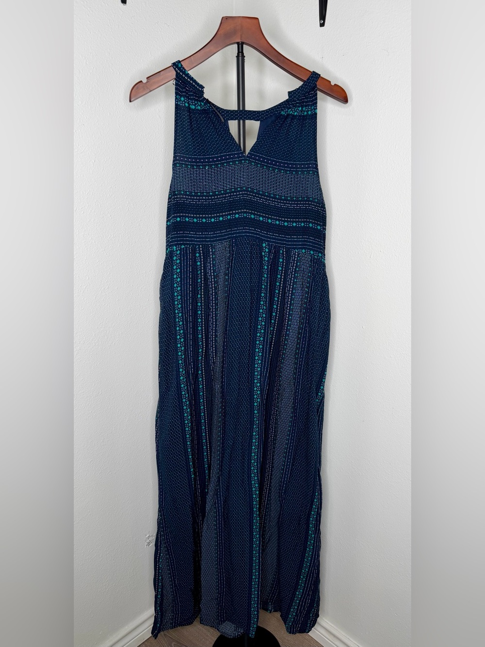 Doe & Rae Navy Maxi Dress with Teal Accents Size Small - Picture 2 of 8